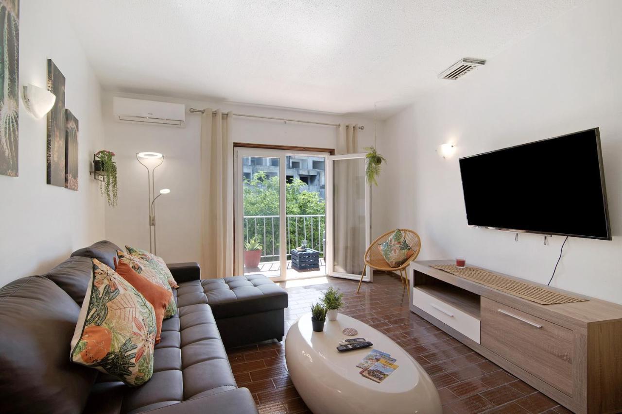 Hanna'S Sunny Apartment อัลบูเฟรา ภายนอก รูปภาพ